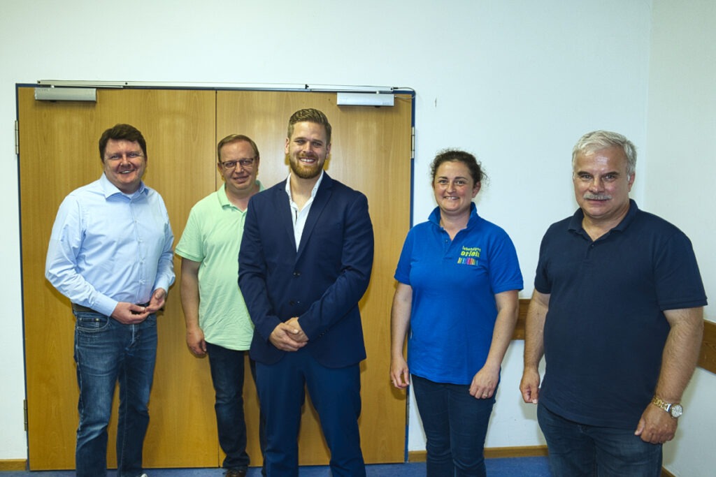 Gemeinde Hünstetten: Neuer Bürgermeisterkandidat Kevin Raupach 2024 - Archiv
