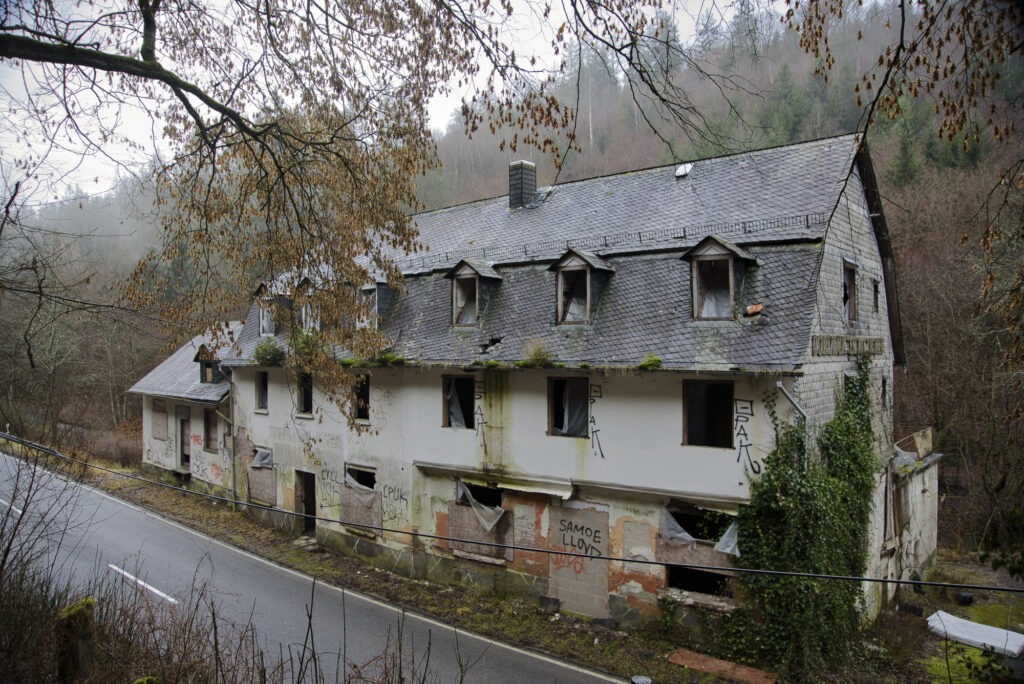 Gemeinde Heidenrod: Abriss der Riesenmühle - Archiv